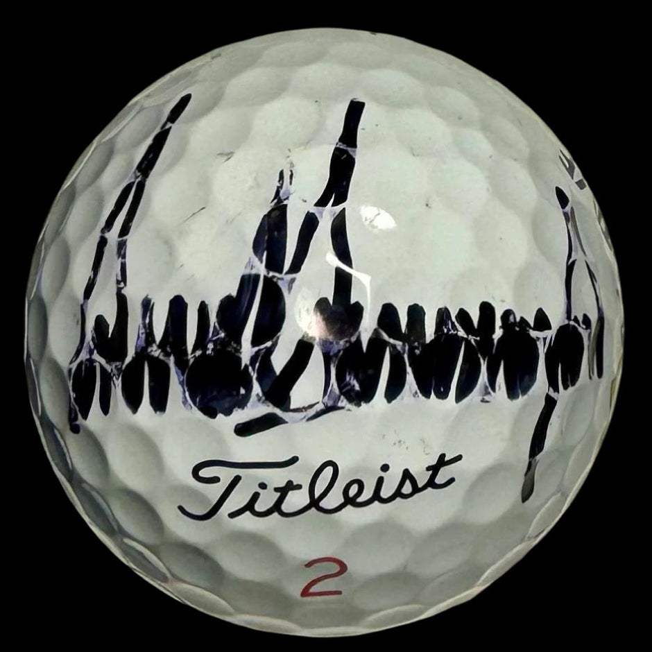 Donald Trump Signed Golf Ball - Beckett COA w/full letter of authenticity